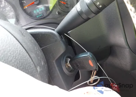 2011 Jeep Patriot Sport z USA, uszkodzony, nr VIN 1J4NT1GA0BD102387